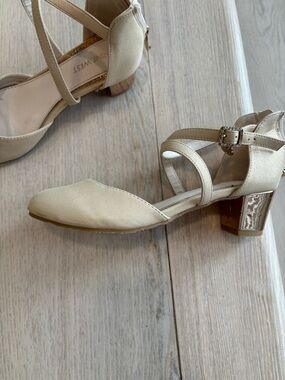 Nine West Cream Strappy Low Block Heel Sandals